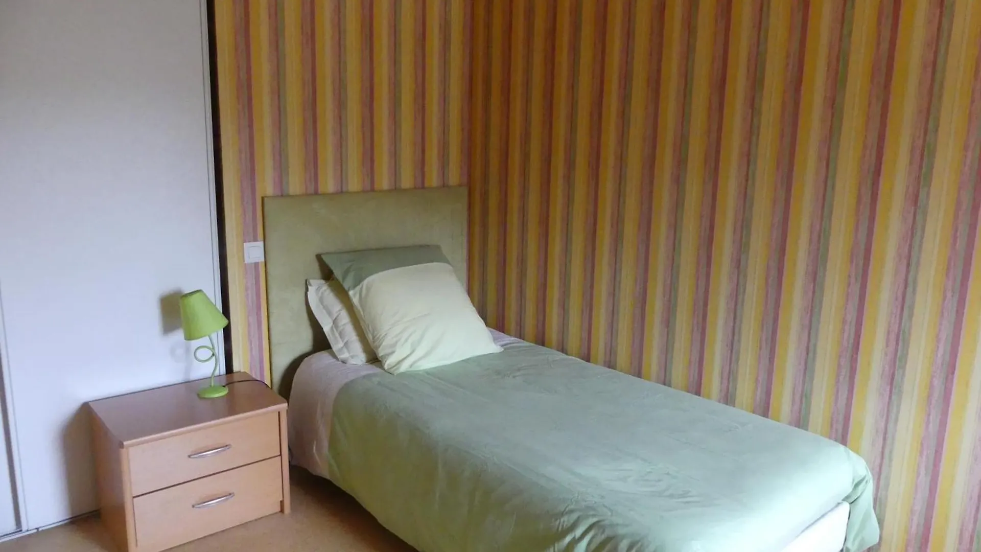 Holiday home Les Tregorines-Squibernevez Villa Pedernec
